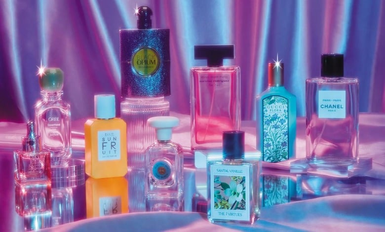 ۱۵ عطر زنانه خوشبو و محبوب دنیا که باید بشناسید