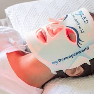 ماسک LED چیست؟ همه چیز درباره انواع ماسک‌های نوردرمانی